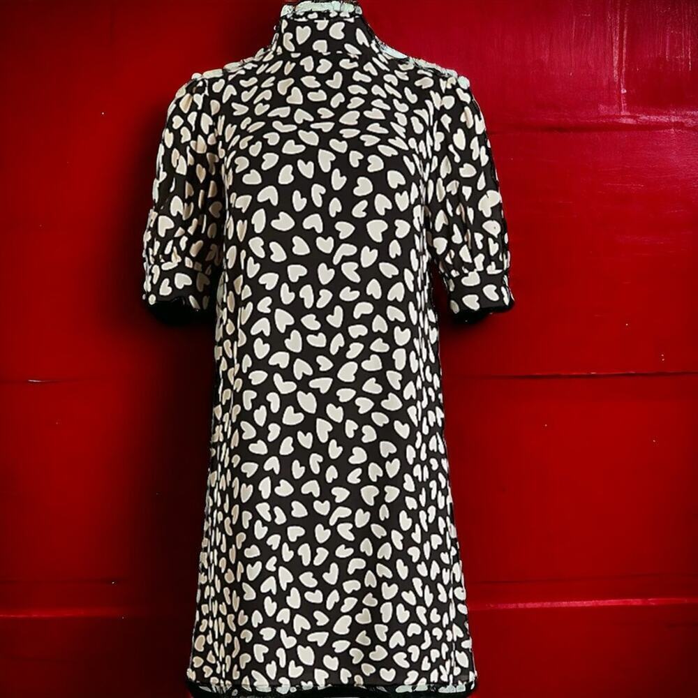 Ann Taylor Medium Knee Length Mock Neck Shift Dress Black and White Hearts